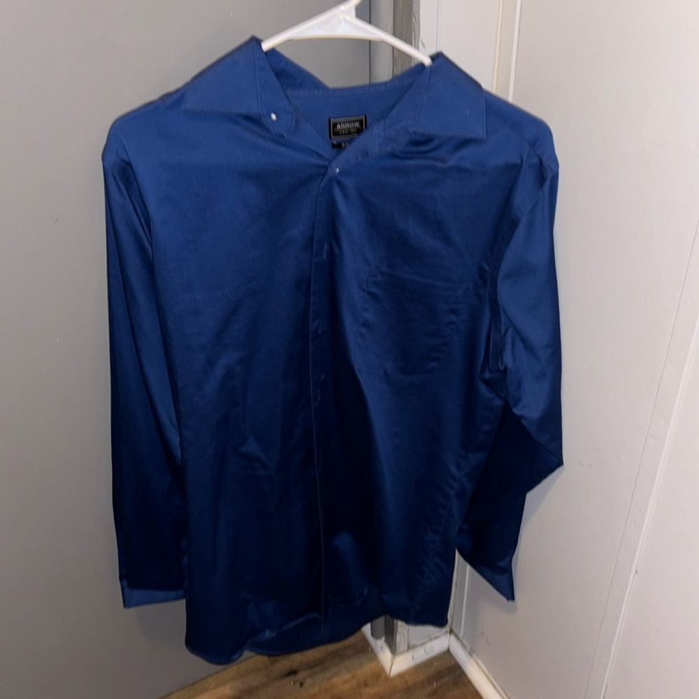 ARROW, 15 over 32,33, worn once, navy blue